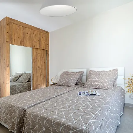 Starlight Terrace Penthouse *